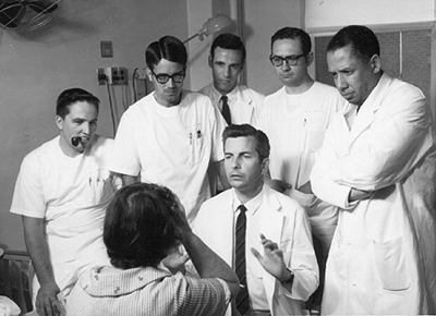 Dr. Thompson teaching residents, 1968