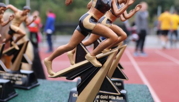 Carver Black and Gold Mile run trophy