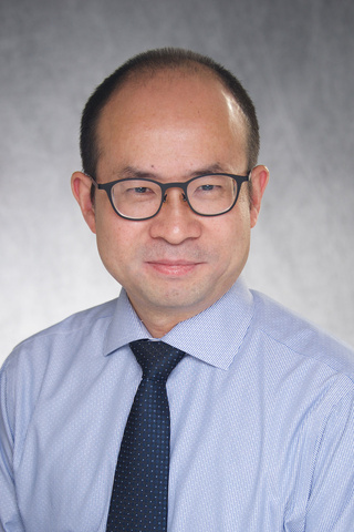 Long-Sheng Song, portrait